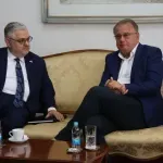 Premijer Nikšić razgovarao s v.d. visokog predstavnika za BiH Crishockom: "Cilj očuvanje mira, stabilnosti i prosperiteta građana BiH"
