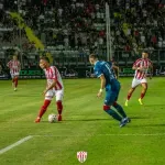 Derbi koji se nije igrao 37 godina izazvao ludnicu navijača (VIDEO)
