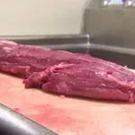 Većina pogrešno odmrzava meso: Ovu grešku u kuhinji mnogi prave svaki dan