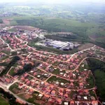 Court of BiH confirms indictment against Vlasenica Mayor for glorifying war criminals