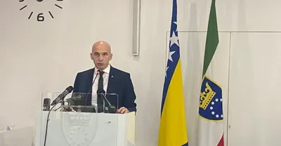 Nezir Pivić iz SDA novi premijer ZDK: HDZ napustio sjednicu!