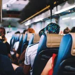 Singapur uveo ogromne kazne za puštanje glasne glazbe u autobusu, držanje nogu na sjedalima...
