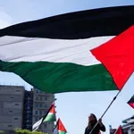 Palestinska zastava razvijena na Eiffelovom tornju, šestero privedenih