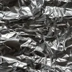 Trik koji mijenja račune: Evo zašto biste uvijek trebali staviti aluminijsku foliju iza radijatora