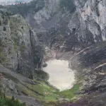 FOTO / Žalosne scene u Imotskom: Jezero ostalo bez kapi vode, a nekada su padali rekordi