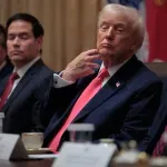 VIDEO / Trump u Bijeloj kući izvrijeđao dvije novinarke