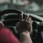 Vozite li se s otvorenim prozorima kada udari vrućina? Zapamtite brzinu od 72 km/h – stručnjaci otkrivaju što se tada događa