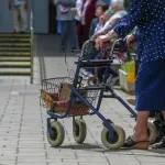 U domovima za starije ni mjesta ni dovoljno radnika. "Nedostaje 2000 ljudi, privatni domovi gase požar"