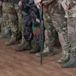 Rusi progovorili o novoj taktici prisilnog novačenja: "Jedva može hodati, star je i bolestan"