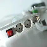 Je li punjenje električnih automobila na kućnoj utičnici pametna ideja?