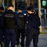 Policija pucala na naoružanog muškarca kod Slavoluka pobjede u Parizu