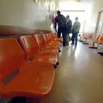 Ljetni val koronavirusa puni ambulante: Zabilježen porast prodaje testova, ovo su simptomi