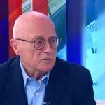 Davor Štern: Mađarska će preuzeti NIS, a INA će ostati igračka MOL-a