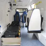 Metak probio staklo sanitetskog vozila na A3 i ranio medicinskog tehničara