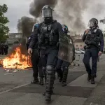 Francuski policajci pod optužbom za zlostavljanje maloljetnika: Dječaku smrskali čeljust, djevojčicu oslijepili na jedno oko...