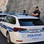 Policija usred nastupa prekinula koncert EKV tribute benda, glazbenici završili u postaji