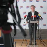 I Pupovac se oglasio o izborima: "Sretno studenti, sretno Srbijo!"