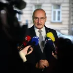 Grlić-Radman pitao smije li u mandatu postati vitez Malteškog reda. Evo kakav je odgovor dobio
