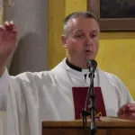 VIDEO / Propovijed skupila pola milijuna pregleda: "Žena nije tu da šuti i sluša"