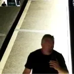 Policija objavila snimku, ovog muškarca traži zbog napada u Trogiru: "Ne približavajte mu se"