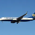 Ryanair najavio zatvaranje operativne baze i smanjenje broja letova