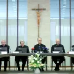 Iustitia et Pax HBK: Surogatno majčinstvo narušava dostojanstvo djeteta i majke