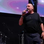 Toni Cetinski otkazao koncert zbog optužbi o logoru, ali Novosađani se tog ne sjećaju