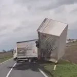 FOTO, VIDEO / Kaos zbog nevremena: Vjetar ruši sve pred sobom, tisuće bez struje. Kod Orahovice se prevrnula prikolica kamiona