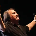 Mišo Kovač demantirao glasine da jedva preživljava od mirovine: "Živim kao i moja publika, pošteno i skromno"