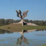 Španjolska hitno uklanja ustaške simbole s grobnice Vjekoslava Maksa Luburića, zapovjednika koncentracijskog logora Jasenovac