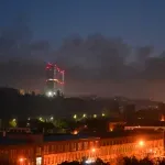 Rusija pogodila benzinsku postaju i skladišta u Kijevu