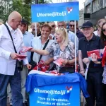 FOTO / Utemeljitelji HDZ-a darivali hrvatske zastave: "Bez nje nema države"