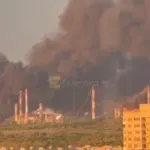 VIDEO / Valovi ukrajinskih napada: Pogođena ruska rafinerija nafte, gust crni dim nad gradom