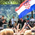 FOTO / Thompson pjevao na Zrinjevcu! Oglasili se iz Grada: "Nije bio prijavljen kao izvođač"