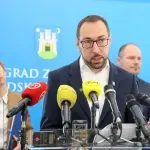 Tomašević: HDZ nas naziva jugosrpska sekta, strvinari, paraziti, lešinari, gubitnici...