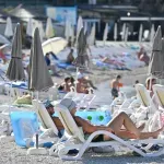 Objavljene cijene ležaljki u Crnoj Gori: "Za taj novac možete dobiti pansion u Španjolskoj!"