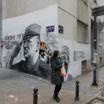 VIDEO / U Novom Sadu osvanuli plakati koji veličaju Ratka Mladića na dan sjećanja na Srebrenicu