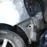 Buktinja u Sesvetama: Izgorjelo deset automobila, oštećen i brod