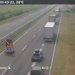 Kaos na autocesti: U sudaru se prevrnula cisterna, prekinut promet, nastala kolona