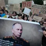 Zelenski se sastaje s generalima u nadi da će smiriti prosvjede