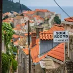 Booking upozorio na trend koji može promijeniti turističku sezonu: Sve je više razloga za brigu