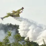 Većina aktivnih požara pod nadzorom. Vatrogasci građanima: Ne koriste dronove za snimanje požarišta!