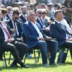 FOTO / Pogledajte susret Plenkovića i Milanovića u Kninu
