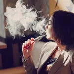 Francuski stručnjaci: E-cigarete mogu izazvati kardiološke i kancerogene posledice