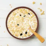 Ovsena kaša ili pšenični griz: Šta je zdravije za doručak?