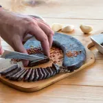 Američka agencija AP o pirotskoj peglanoj kobasici: Bogata mešavina mesa i začina, podiže energiju