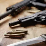 Maloletnik dobio prostrelnu ranu, hitnoj rekao da se igrao pištoljem