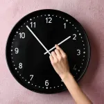 Sat sudnjeg dana bliže ponoći nego ikad