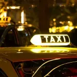 Taksi delatnost u Srbiji beleži snažan rast, ali se tržište transformiše i sve više polarizuje