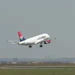 Er Srbija: Avioni zimi čekaju na poletanje zbog procesa odleđivanja